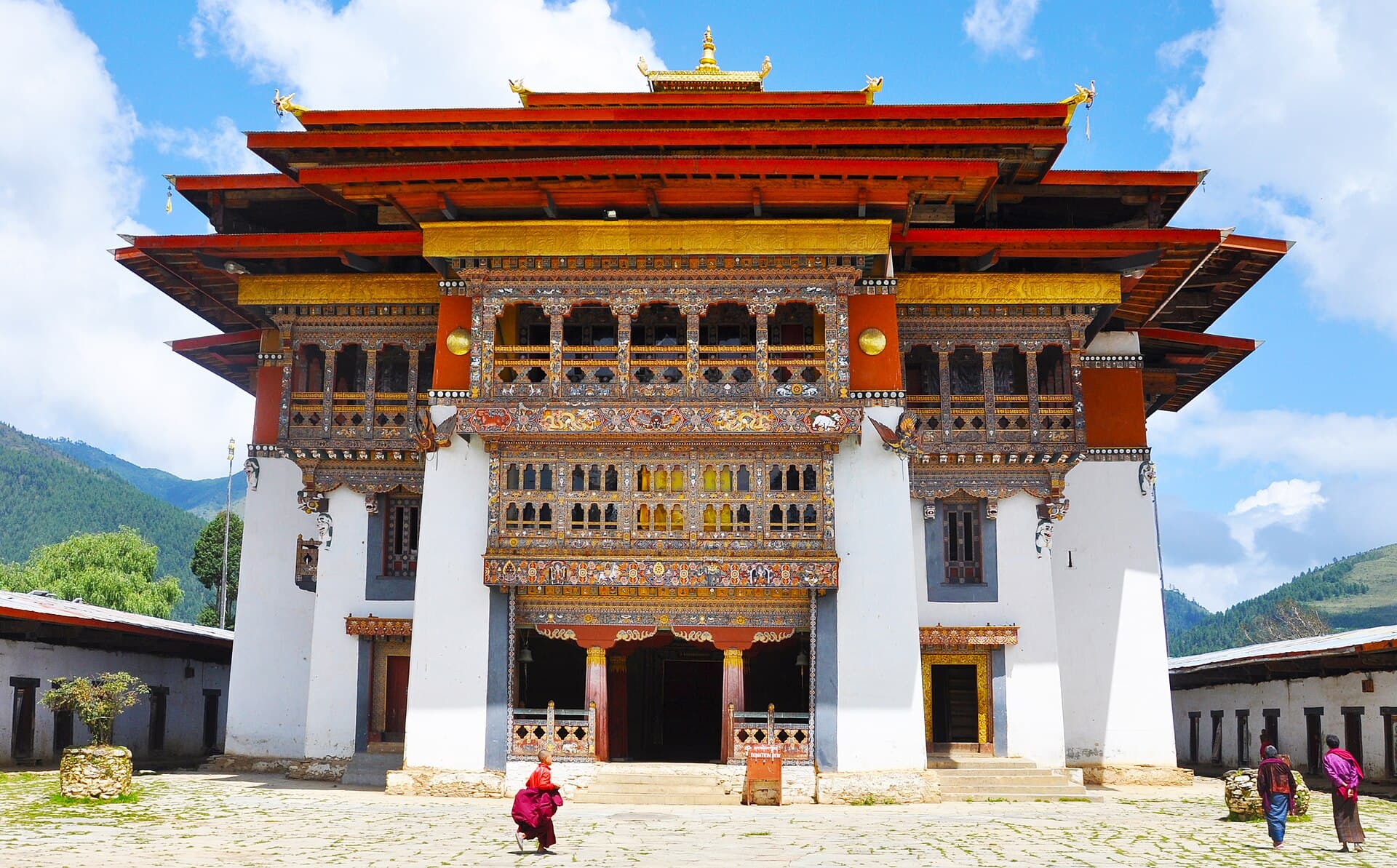Bhutan Extended — Thimphu, Punakha, Gangtey and Paro